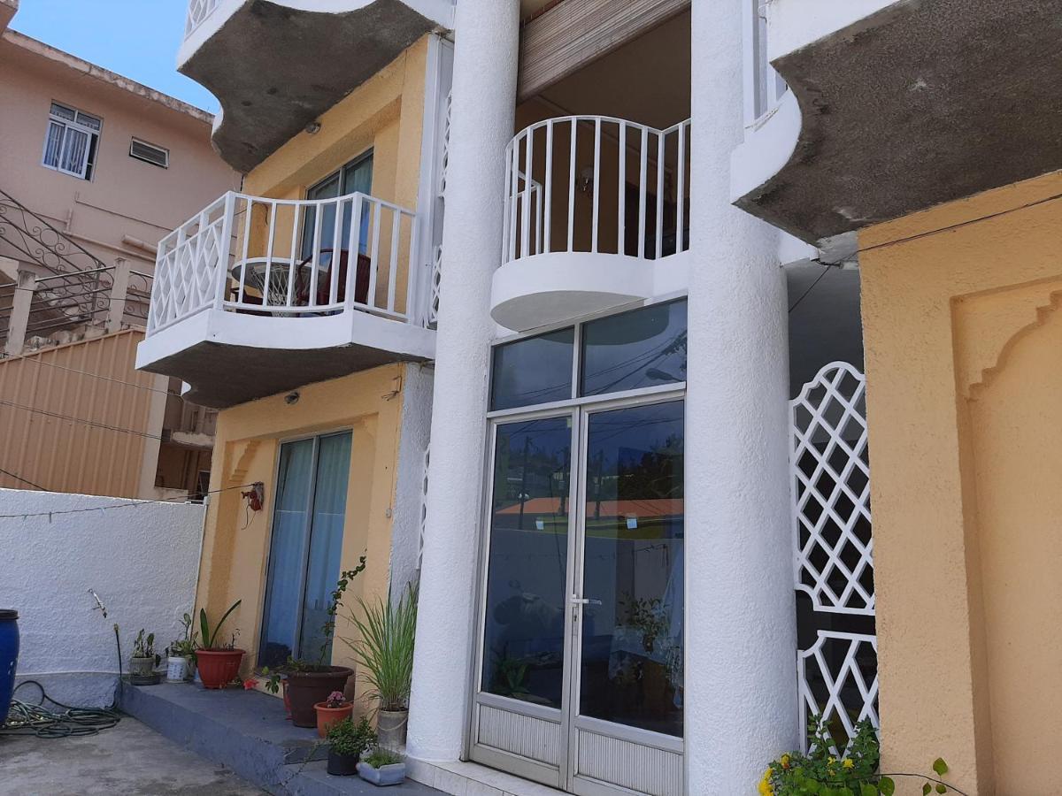 Obelix Apartment Grand Baie Exterior photo